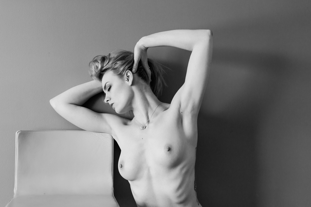 https://boonongfiguratif.com/wp-content/uploads/2018/06/014-calgary-boudoir-nude-art.jpg